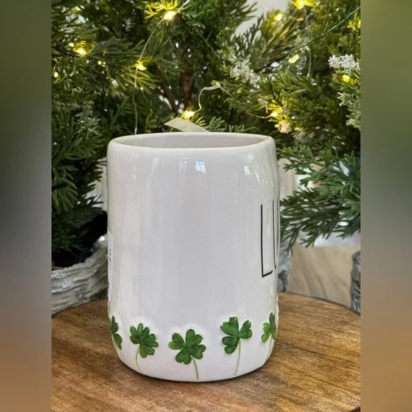 🍀 Brand NEW w/Tags Rae Dunn LUCKY Mug w/Four-Leaf Clover Border - Spring 2025 🍀 - Picture 4 of 10